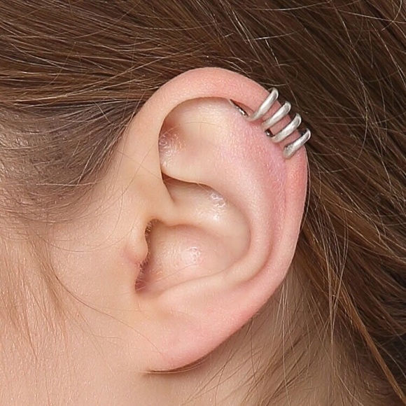 “Snakin’ Around” Unique Snake Wrap Cuff Earring - Picture 5 of 14